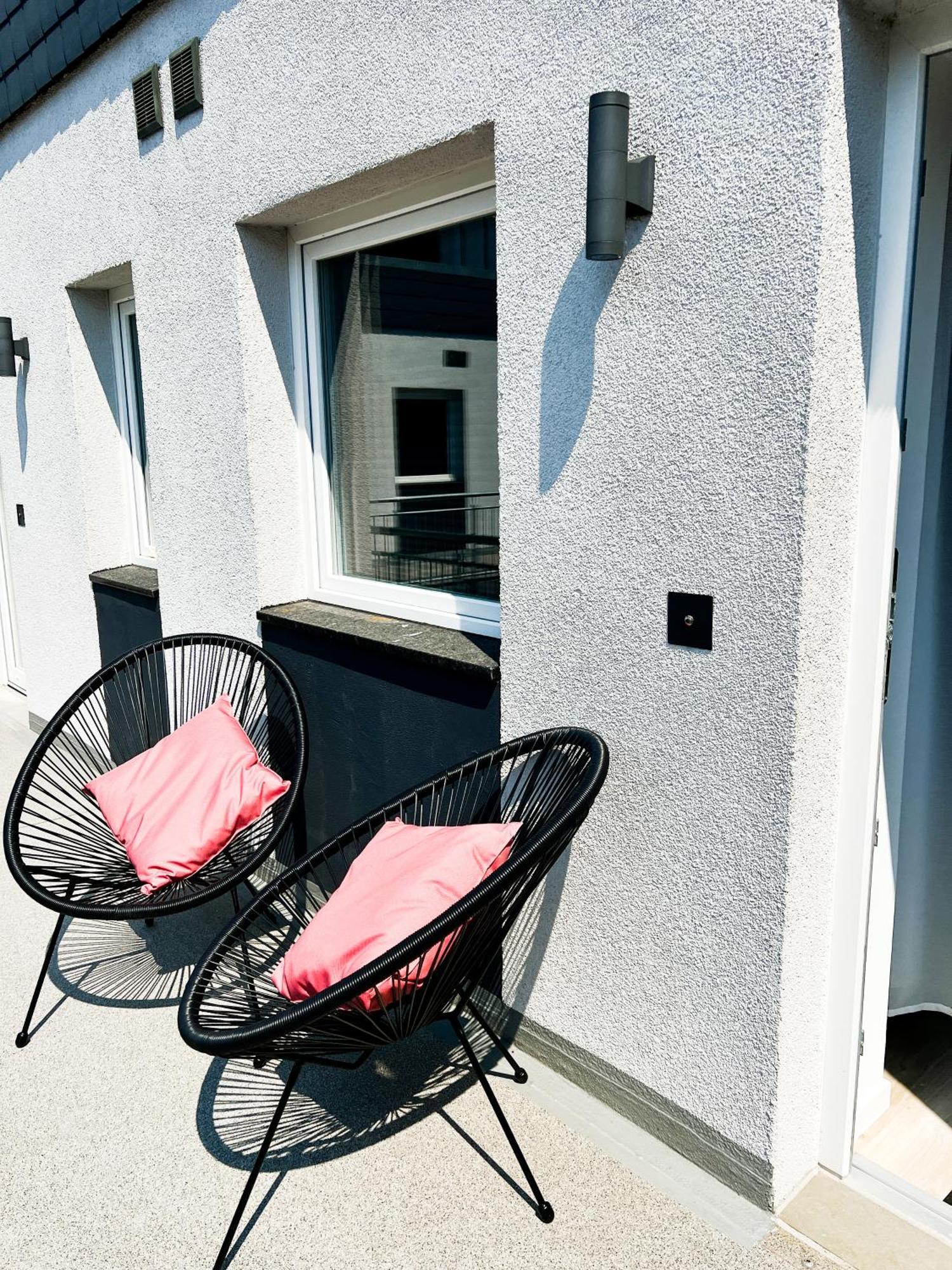 Qonroom - As Individual As You - Minden Kaiserstrasse الغرفة الصورة